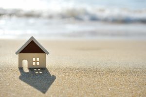 Mistakes to Avoid When Buying a Home During the Summer