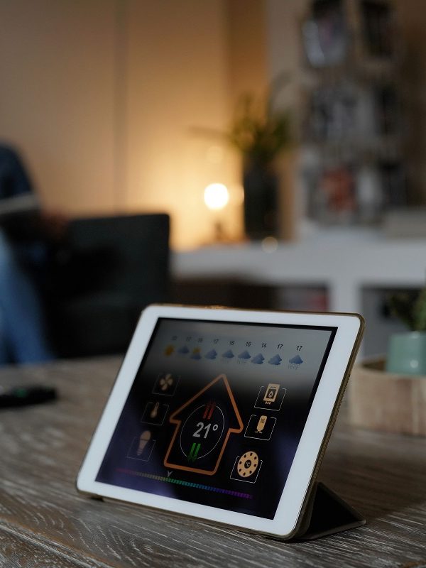 What is a Smart Hub, and Why Do You Need One in Your Smart Home?